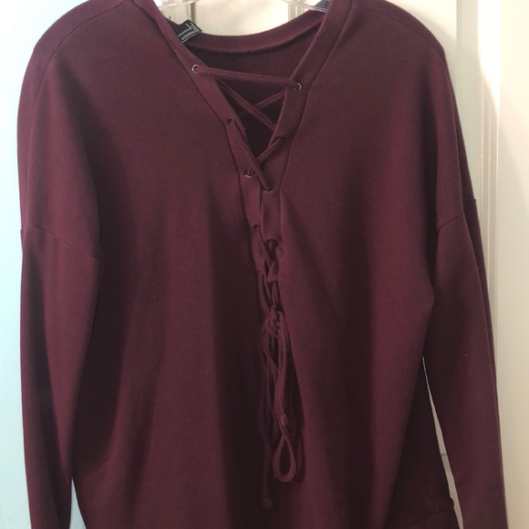 sweater - Picture 2 of 2